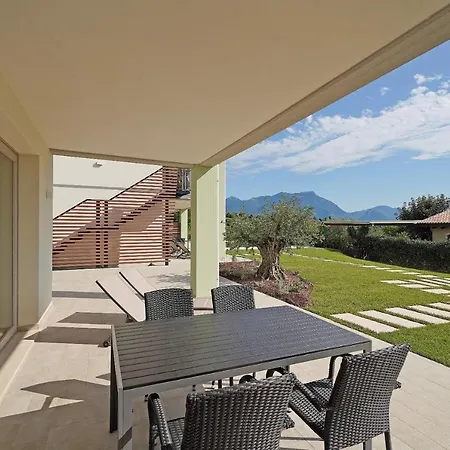 Gardaliva 1 Holiday home *