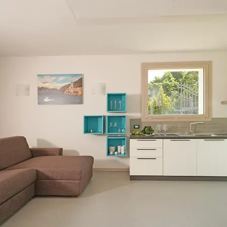 Gardaliva 1 Holiday home *